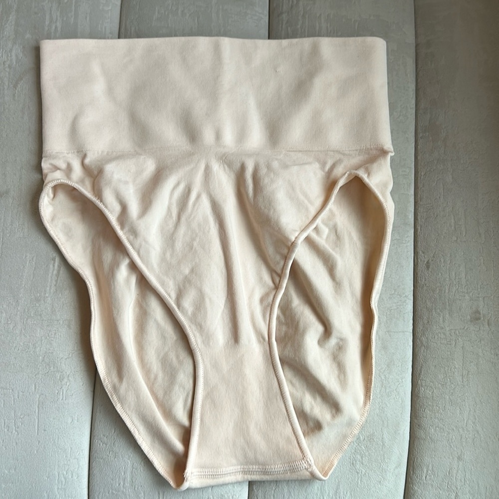 SKIMS Sculpting CORE CONTROL Brief NWOT L/XL